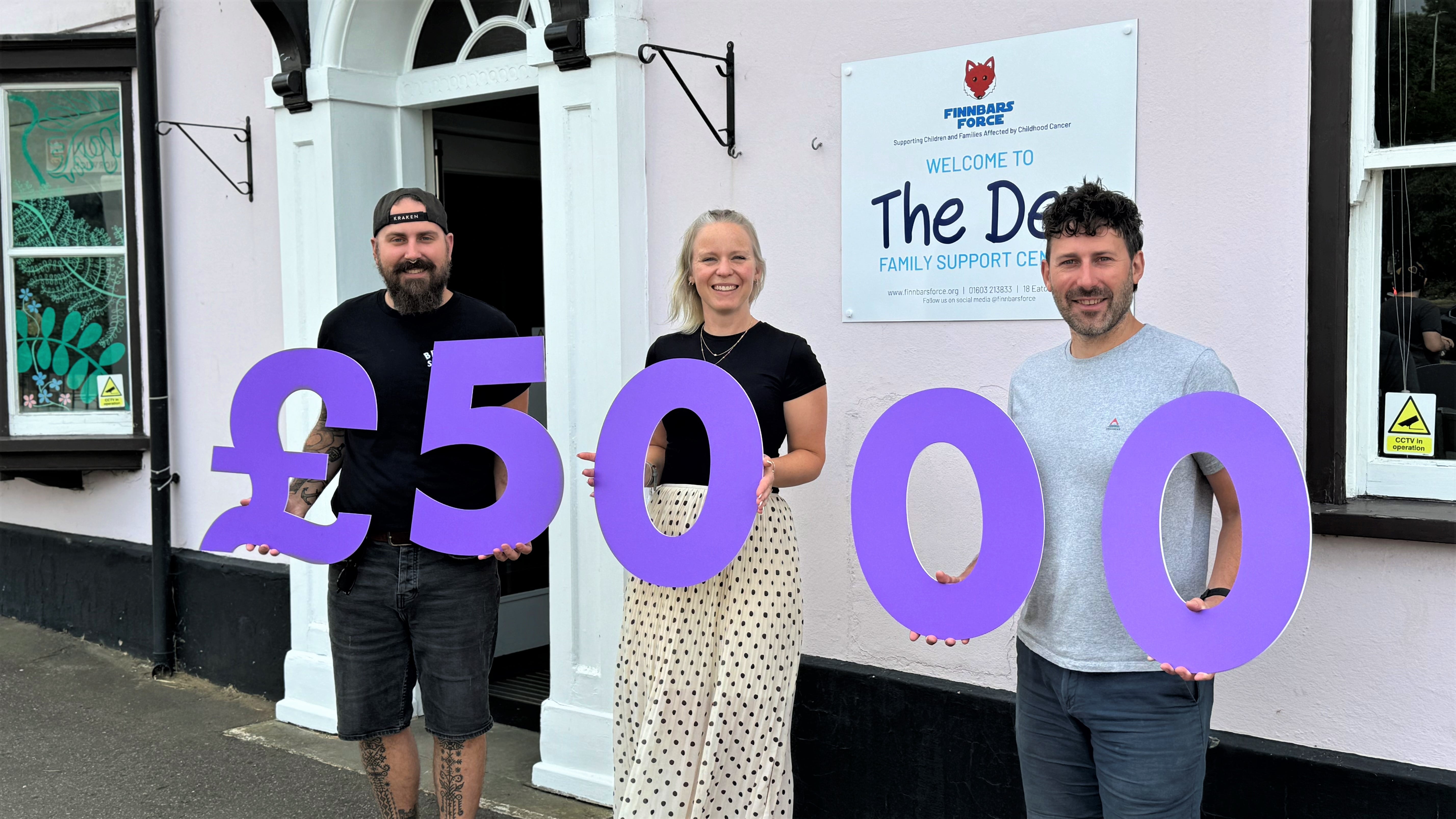 finnbars_force-ash_georgie_tristan_min finnbars_force-ash_georgie_tristan_min